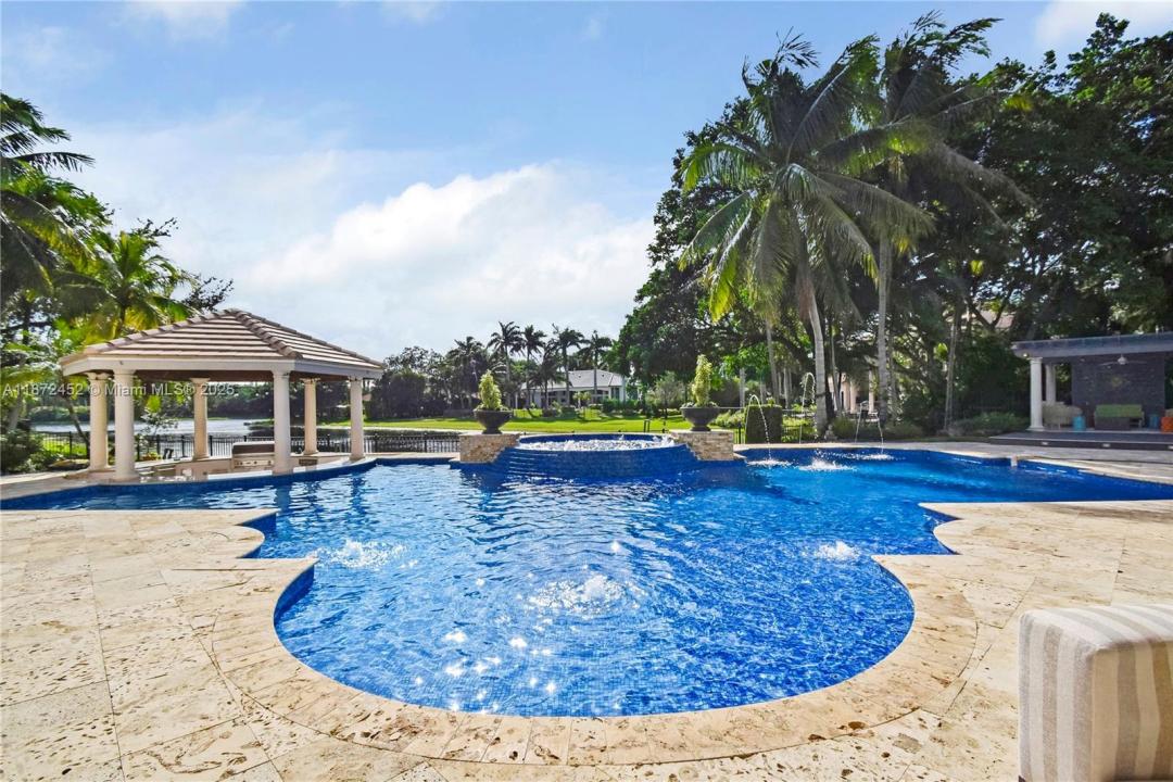 3502 Derby Ln, Weston, Florida 33331