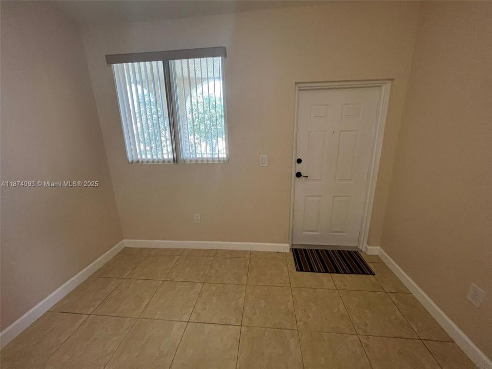 1536 SE 26th St 205, Homestead, 佛羅里達州 33035, 美國
