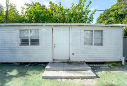 1560 NE 42nd St C, Pompano Beach, Florida 33064, USA
