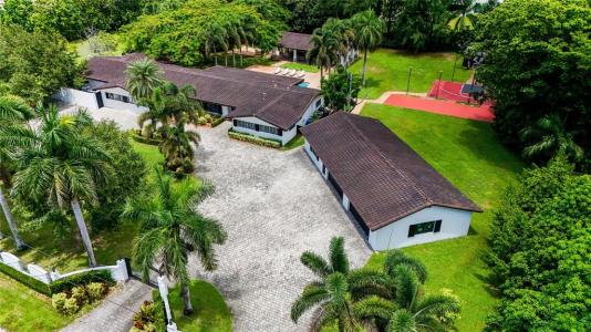 14701 Sunset Ln, Southwest Ranches, Florida 33330