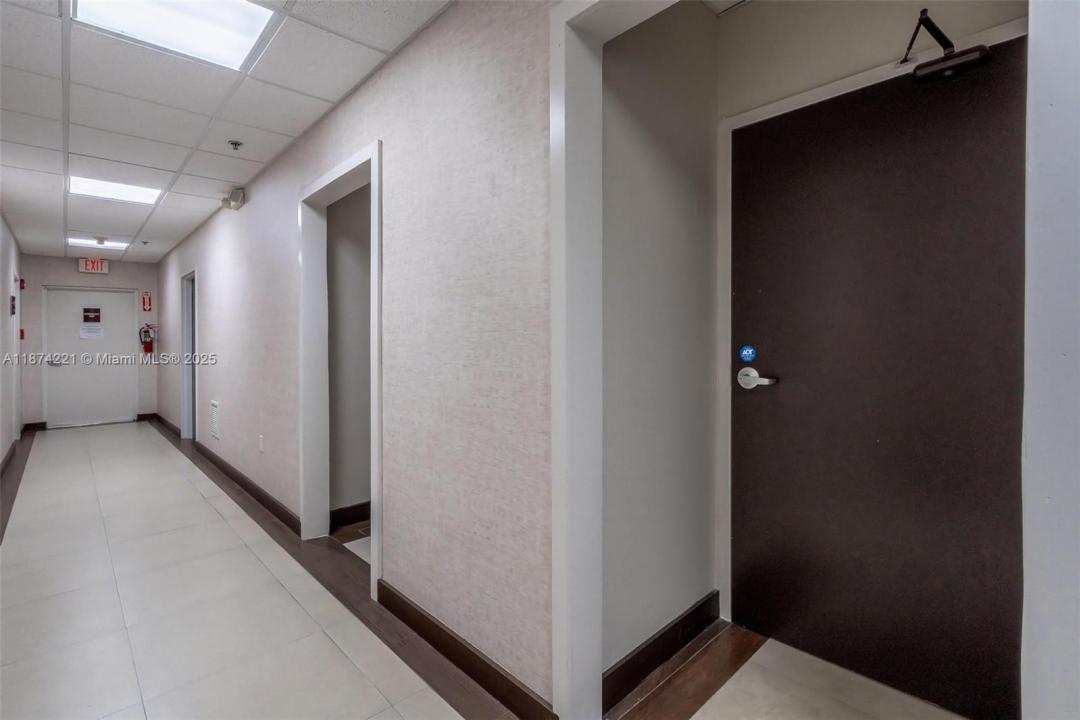 12550 Biscayne Blvd 505, North Miami, Florida 33181