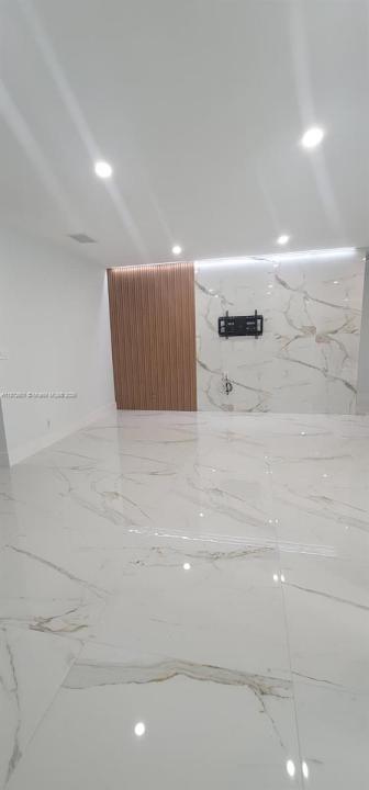 10950 NW 33rd St 10950, Coral Springs, Floryda 33065, USA