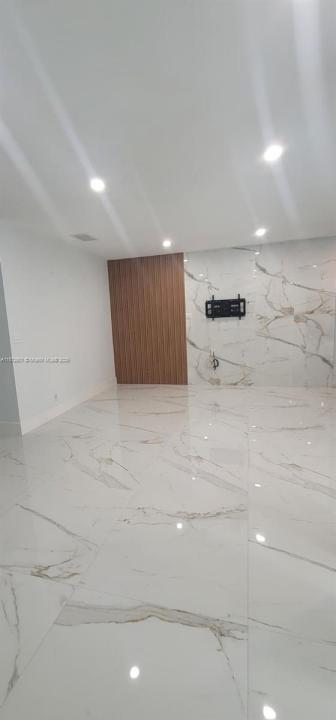 10950 NW 33rd St 10950, Coral Springs, Floryda 33065, USA