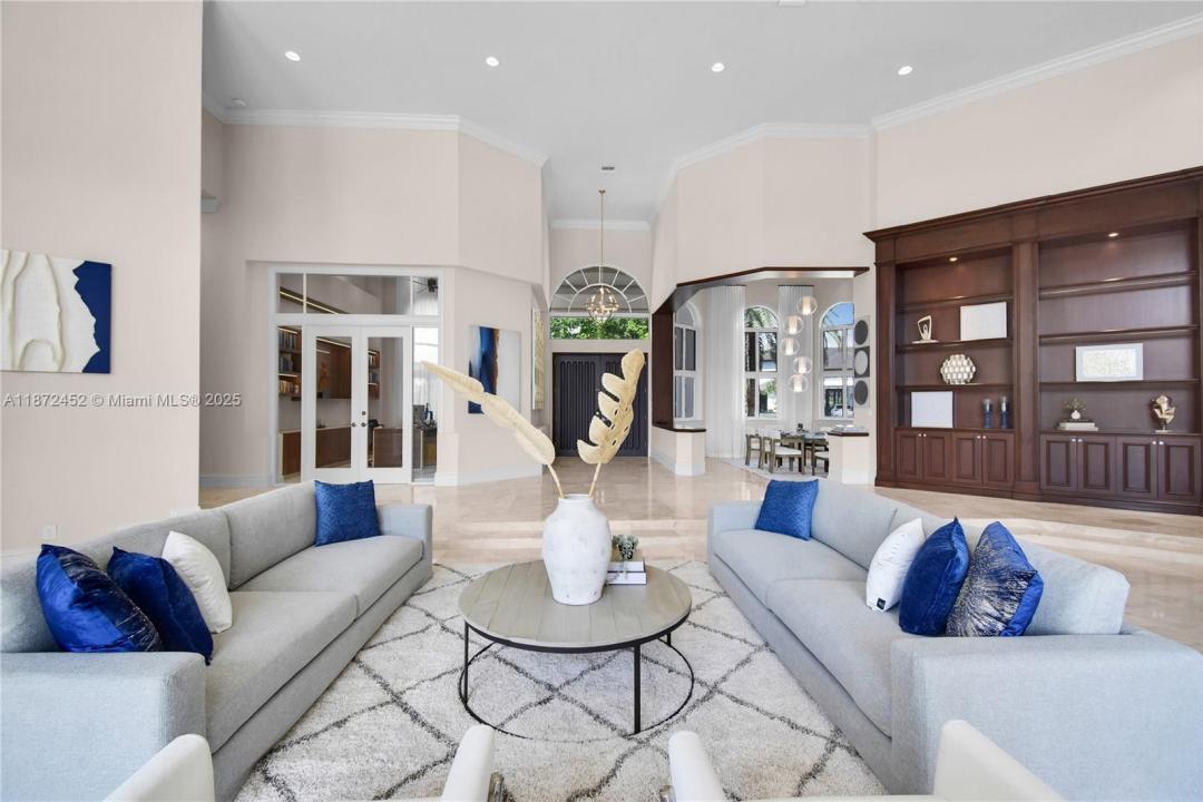 3502 Derby Ln, Weston, Florida 33331