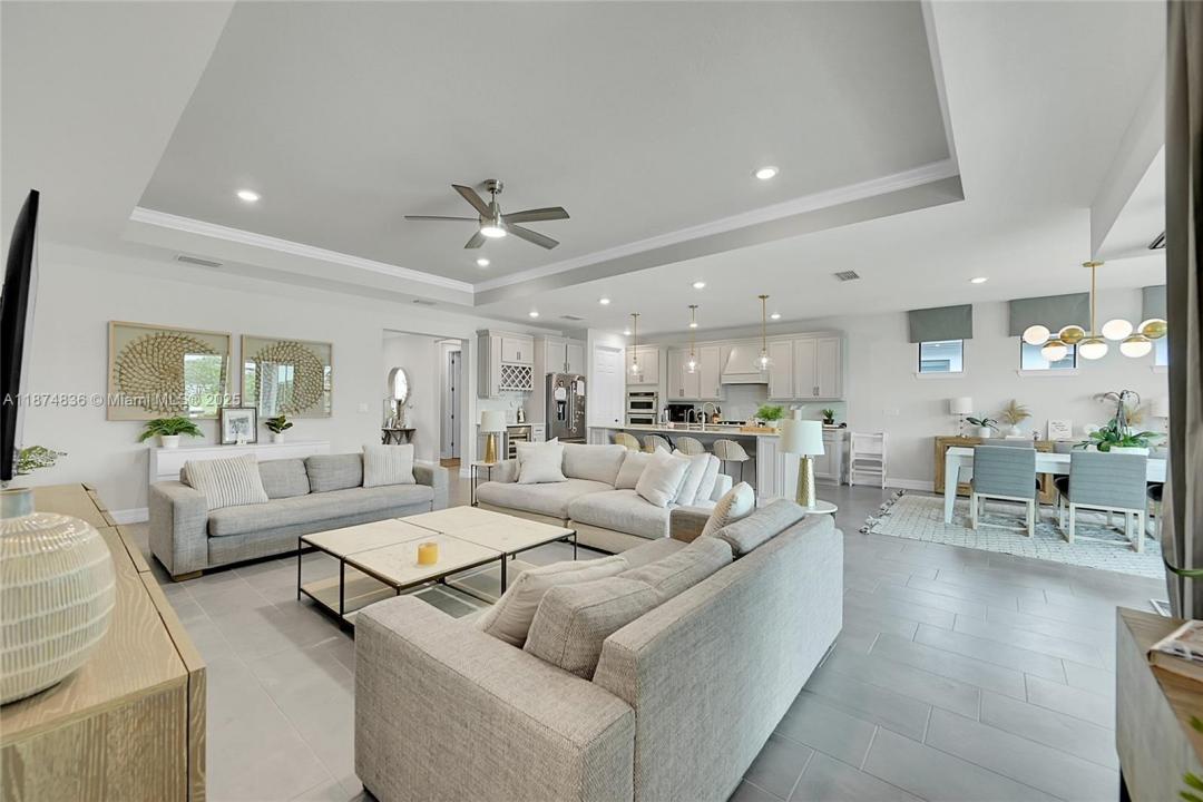2340 Rollingwood Ct, Oakland Park, Florida 33309