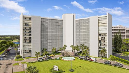 336 Golfview Road 1016, North Palm Beach, Florida 33408, USA