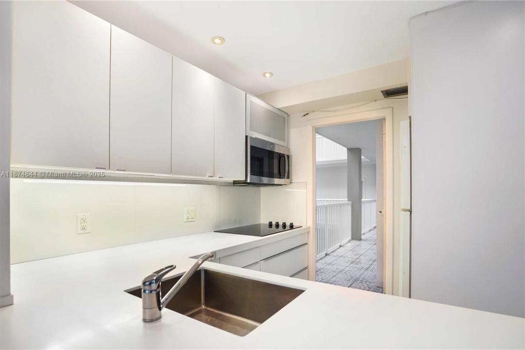 7735 Abbott Ave 5D, Miami Beach, Florida 33141, Amerika Birleşik Devletleri