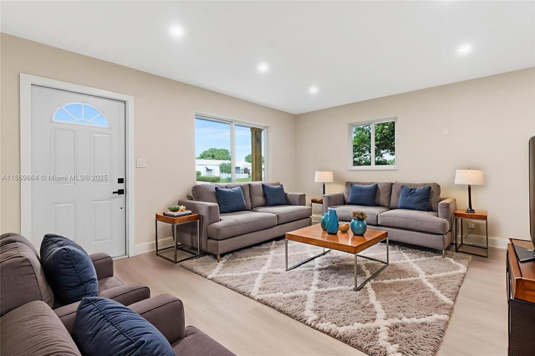2805 NW 210th Ter, Miami Gardens, フロリダ 33056, アメリカ合衆国