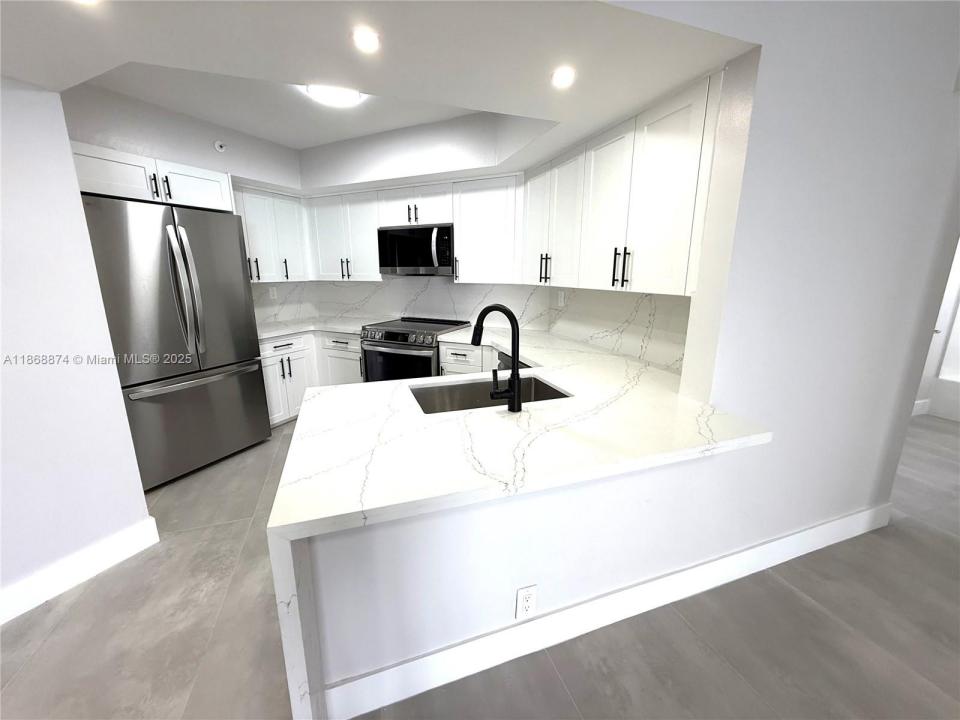 6767 Collins Ave 1501, Miami Beach, 佛羅里達州 33141, 美國