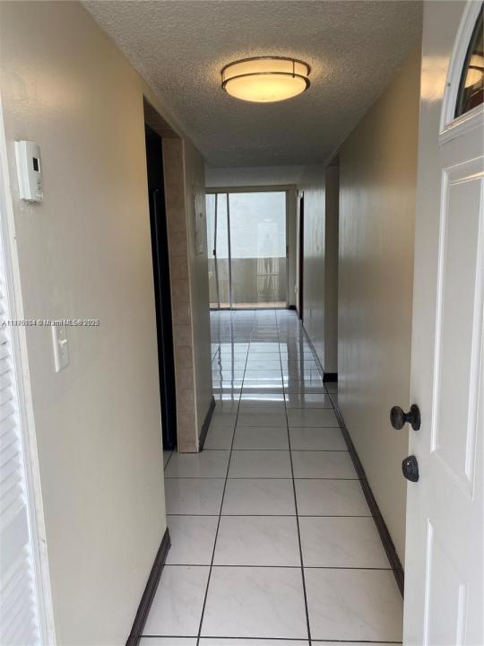 10090 NW 80th Ct 1442, Hialeah Gardens, Flórida 33016, Estados Unidos