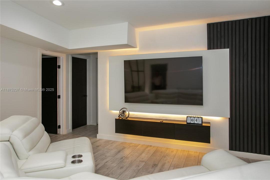 North Miami, Florida 33168, HOA KỲ