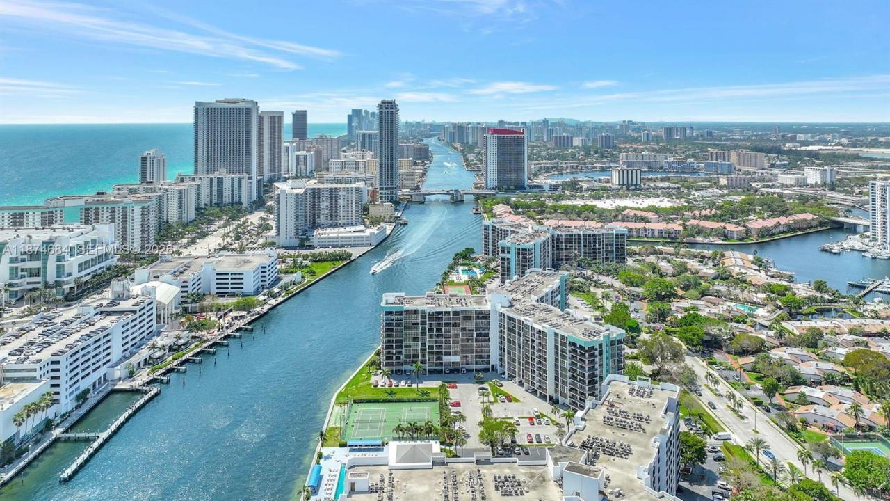 1000 Parkview Dr 805, Hallandale Beach, Florida 33009, Stati Uniti