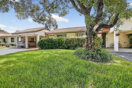 311 Lakeside Ct 238, Sunrise, Florida 33326, USA