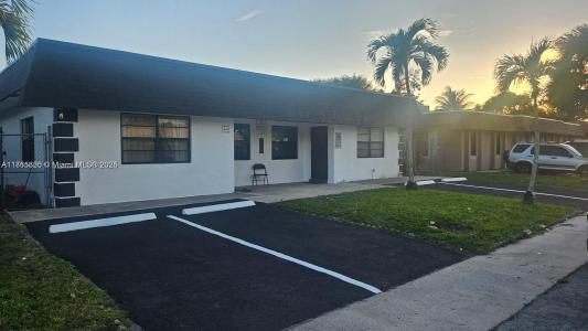 7640 SW 10th St B, North Lauderdale, Flórida 33068, Estados Unidos