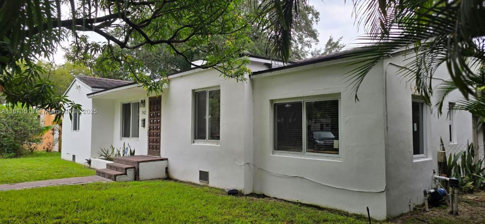 142 NW 98th St, Miami Shores, 佛罗里达州 33150, 美国