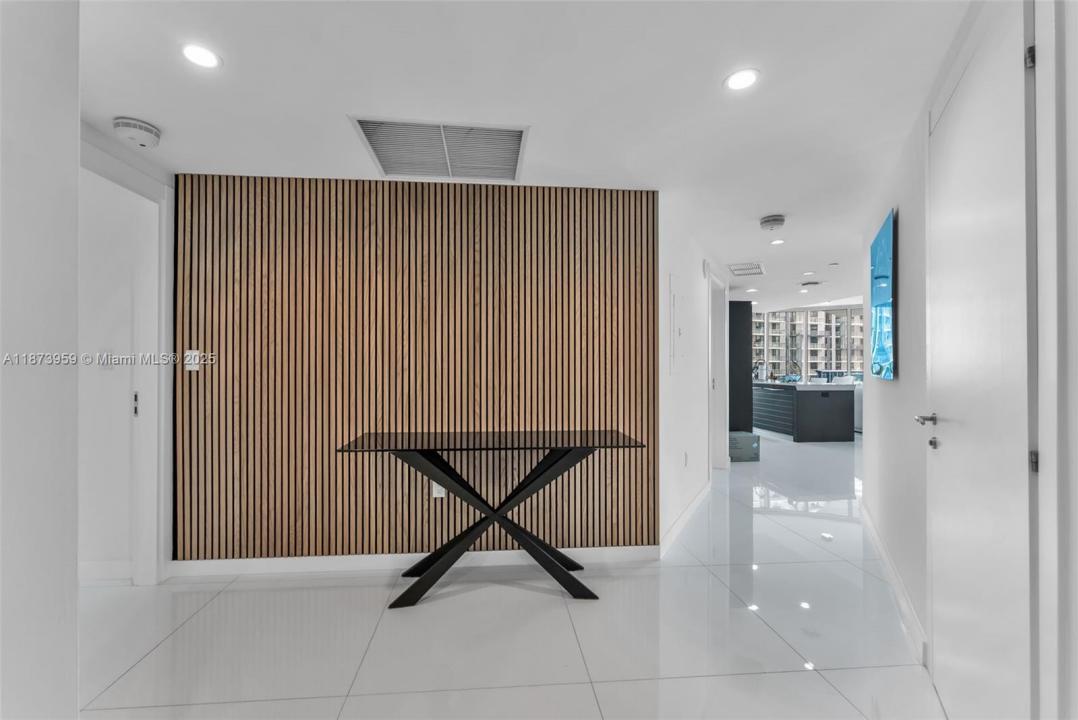 200 Biscayne Boulevard Way 3601, Miami, Florida 33131