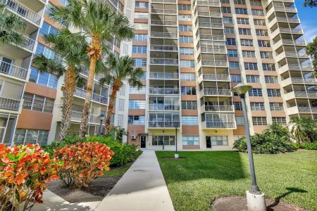 10777 W Sample Rd 912, Coral Springs, Florida 33065, USA