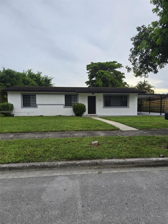 780 W 74th Pl, Hialeah, Florida 33014