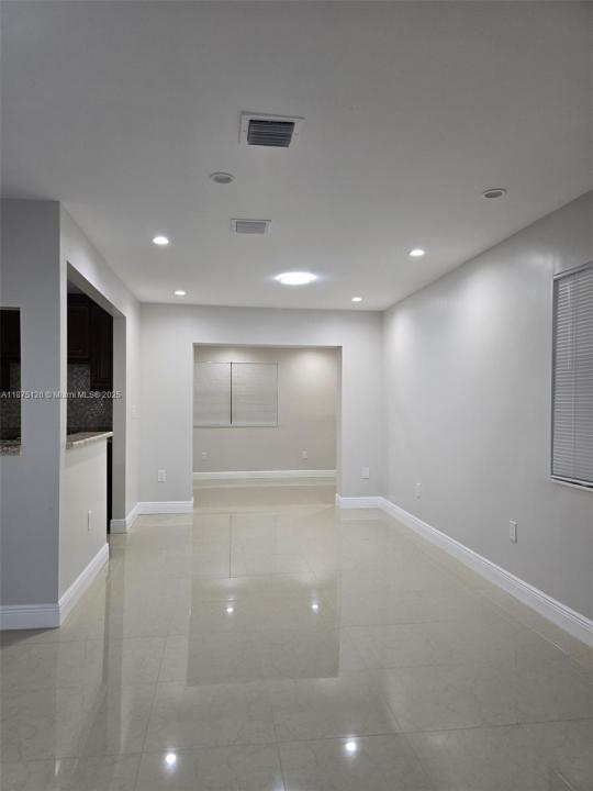 780 W 74th Pl, Hialeah, Florida 33014