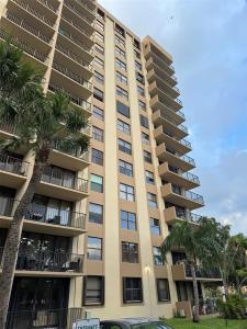 1470 NE 123rd St A1206, North Miami, Florida 33161, USA