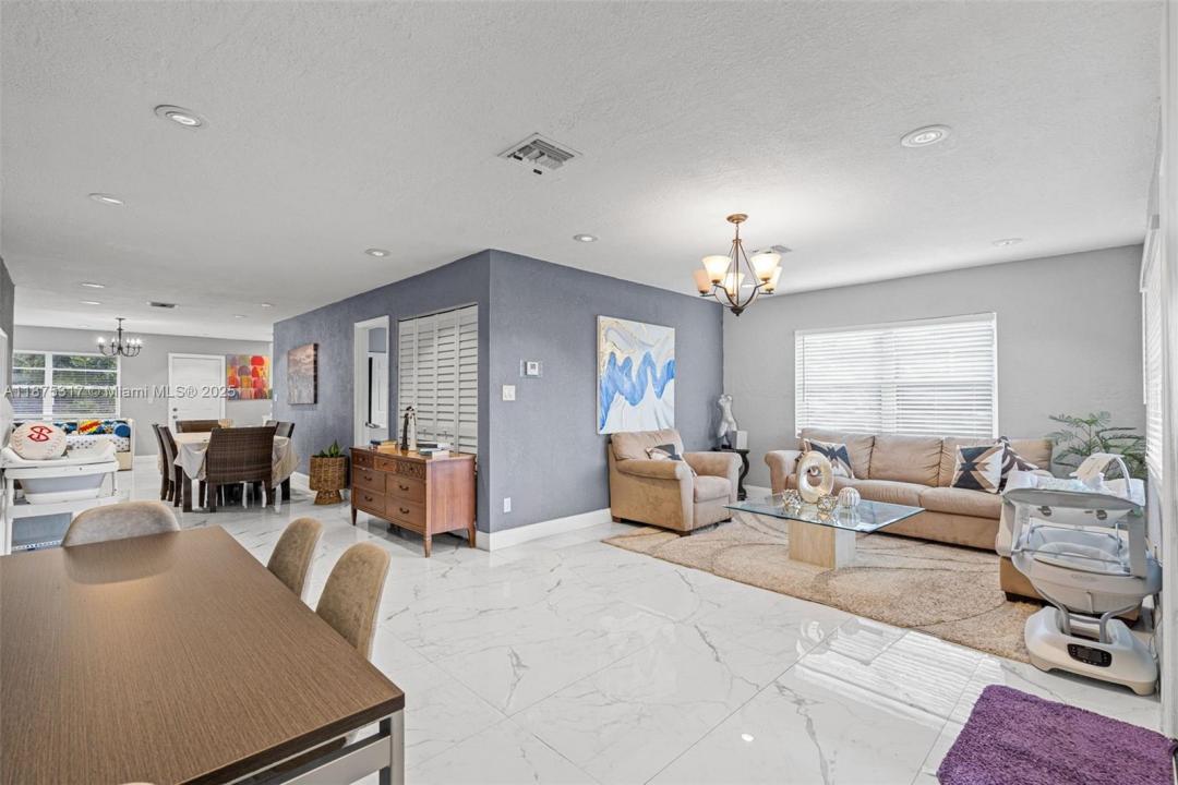 5717 Mayo St, Hollywood, Floride 33023, États-Unis