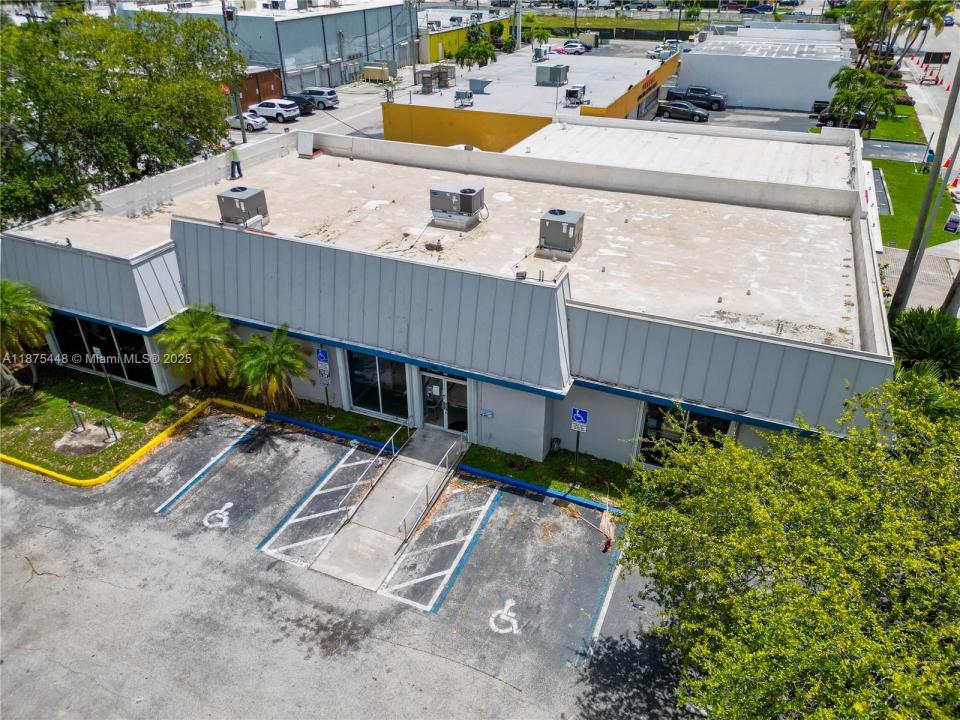 1813 NE 163rd St, North Miami Beach, Florida 33162, Estados Unidos