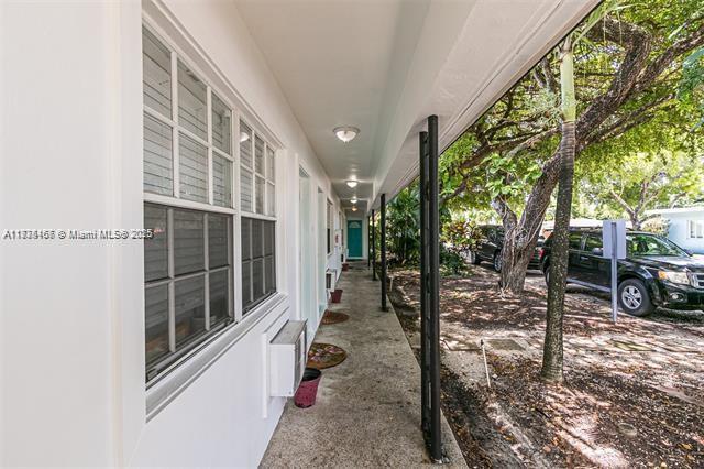 1717 NE 12th St, Fort Lauderdale, Florida 33304