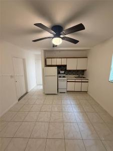 315 NW 32nd St 315, Oakland Park, Florida 33309, USA