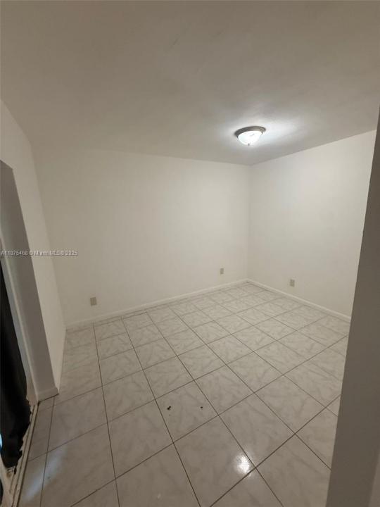 315 NW 32nd St 315, Oakland Park, Flórida 33309, Estados Unidos