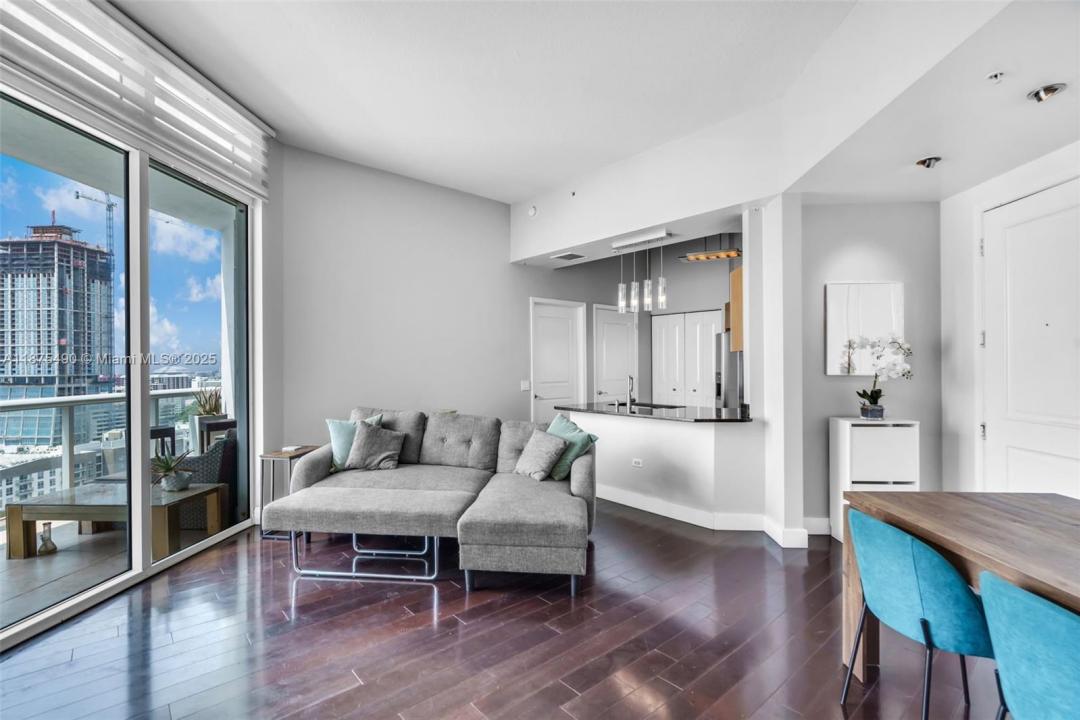 480 NE 30th St PH2205, Miami, Floryda 33137, USA