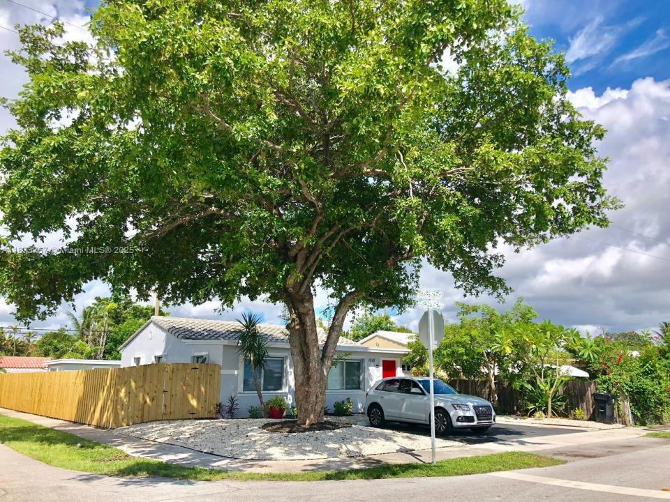 1501 NE 3rd Ave, Fort Lauderdale, Floryda 33304, USA