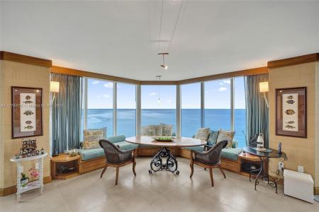 19111 Collins Ave 901, Sunny Isles Beach, Florida 33160, USA