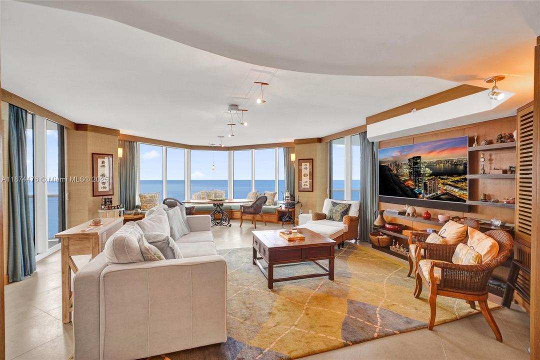 19111 Collins Ave 901, Sunny Isles Beach, 佛羅里達州 33160, 美國
