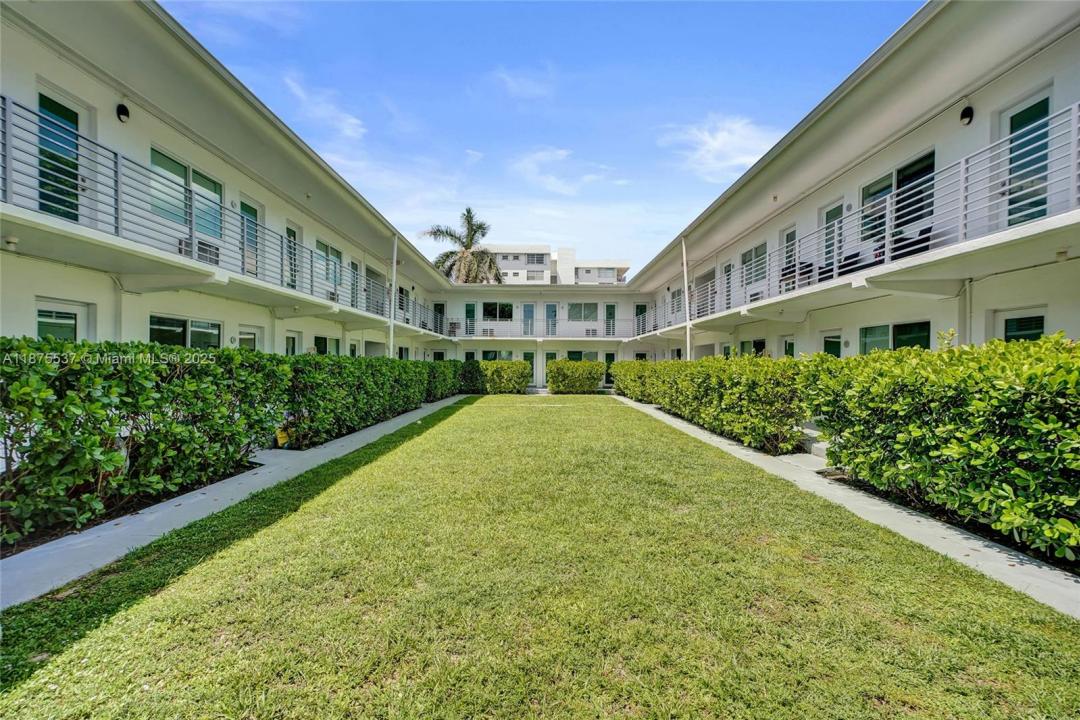 9270 E Bay Harbor Dr 5A, Bay Harbor Islands, Flórida 33154, Estados Unidos