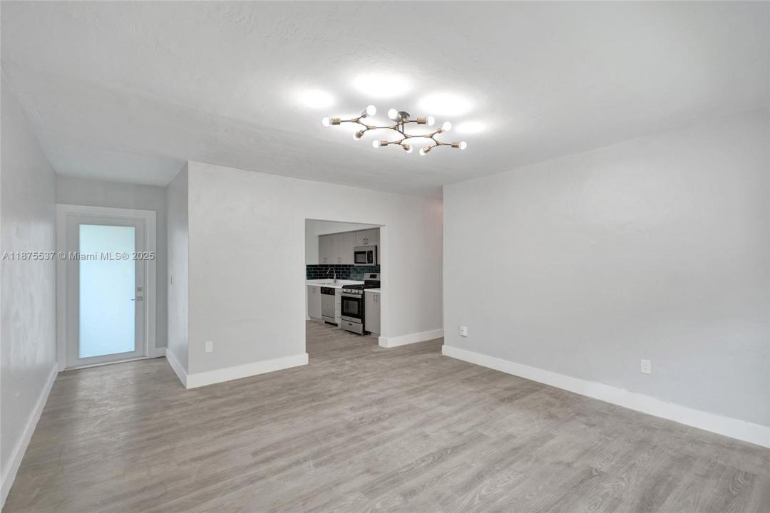 9270 E Bay Harbor Dr 5A, Bay Harbor Islands, Flórida 33154, Estados Unidos