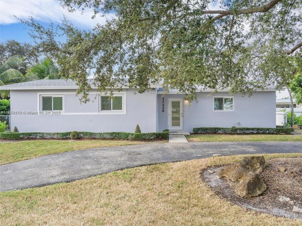 17320 NW 80th Ave, Hialeah, 플로리다 33015, 미국