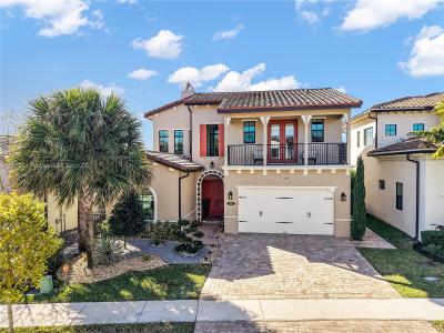 1042 SW 113th Ave, Pembroke Pines, Florida 33025, USA