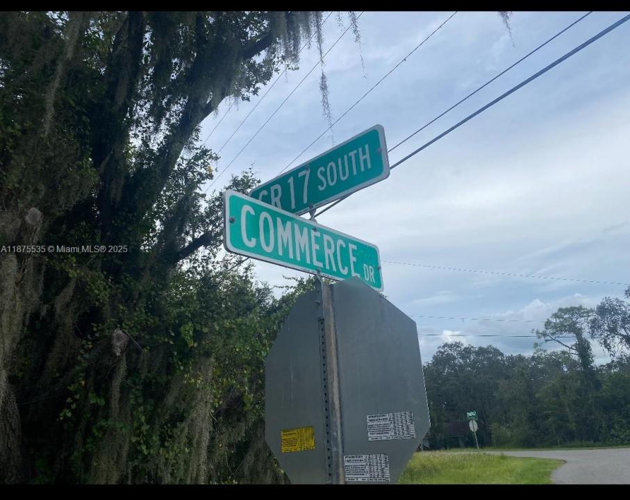 6005 Lake Front Dr, Sebring, Florida 33876