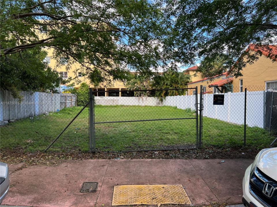 935 2nd St, Miami Beach, Флорида 33139, Соединенные Штаты