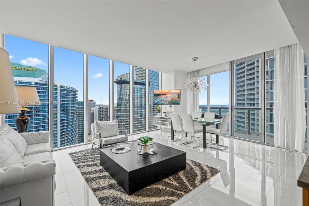 485 Brickell Avenue 4902, Miami, 佛罗里达州 33131, 美国