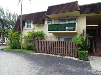 13730 SW 90TH AVE 16-8, Miami, Florida 33176, USA