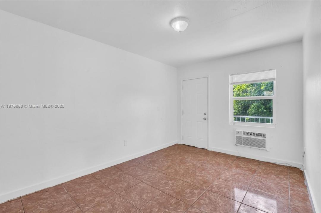1245 NW 60th St 4, Miami, 플로리다 33142, 미국