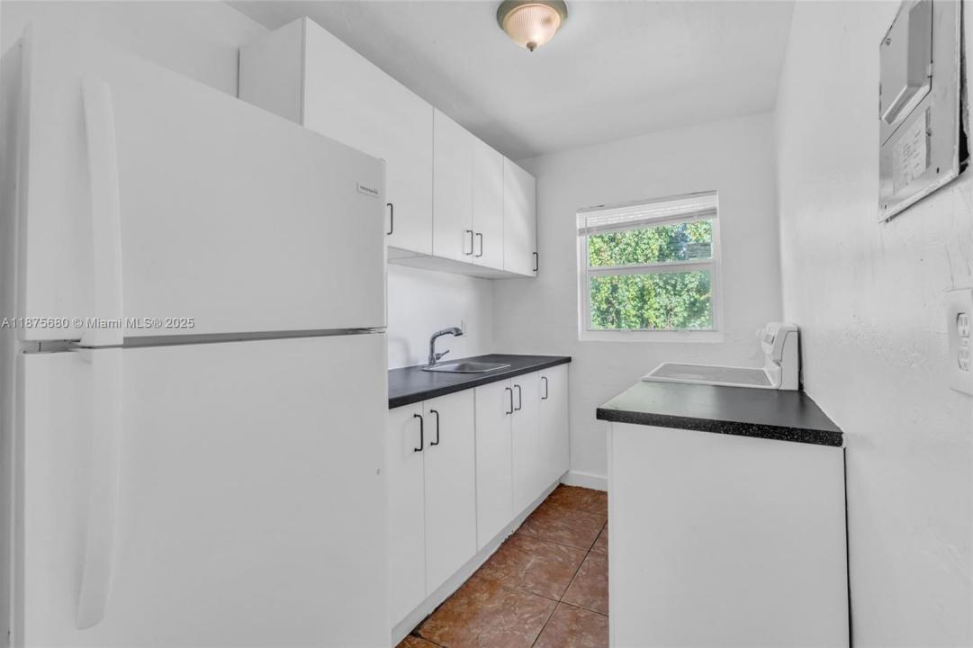 1245 NW 60th St 4, Miami, 플로리다 33142, 미국