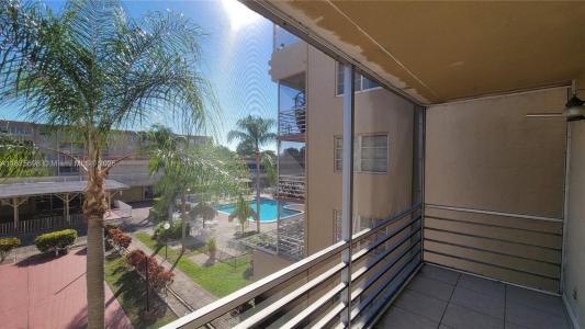 406 NW 68th Ave 304, Plantation, Florida 33317, USA