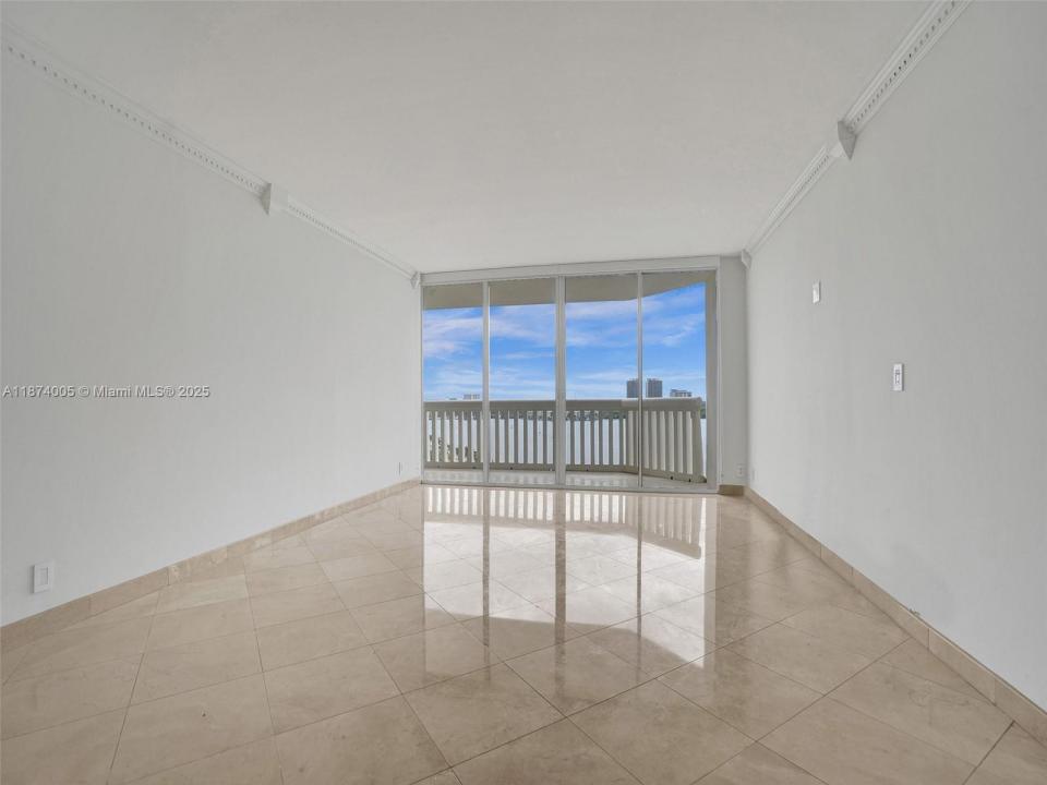 1000 W Island Blvd 1612, Aventura, 플로리다 33160, 미국