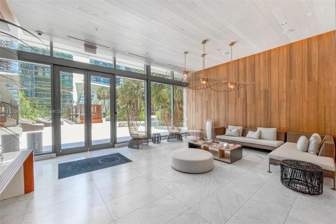 88 SW 7th St 2204, Miami, Flórida 33130, Estados Unidos