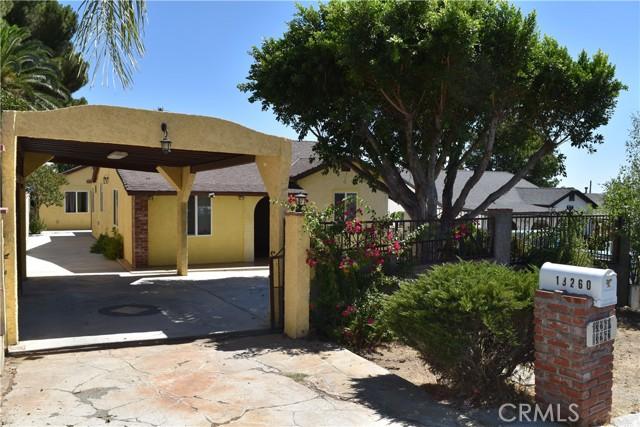 Raven Street, Sylmar, Kaliforniya 91342, Amerika Birleşik Devletleri