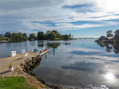 4 Arraquat Road, Westerly, Rhode Island 02891, HOA KỲ