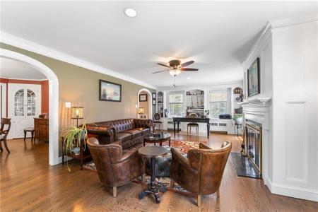 730 Victory Highway, North Smithfield, Rhode Island 02896, Estados Unidos