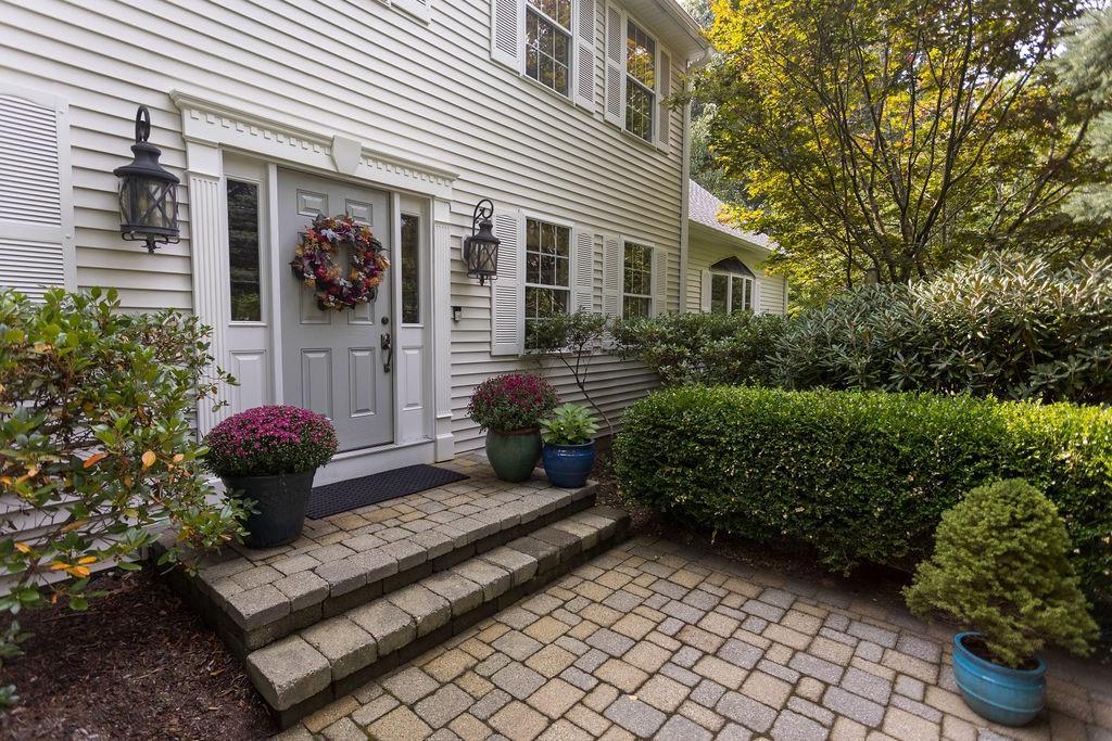 10 Fellowship Court, West Greenwich, Rhode Island 02817